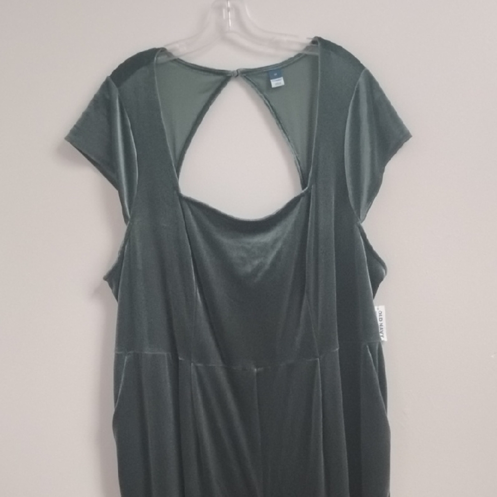 NWT Old Navy Green Velour Short Sleeve Wide Leg Sexy Elegant Jumpsuit - Picture 2 of 13